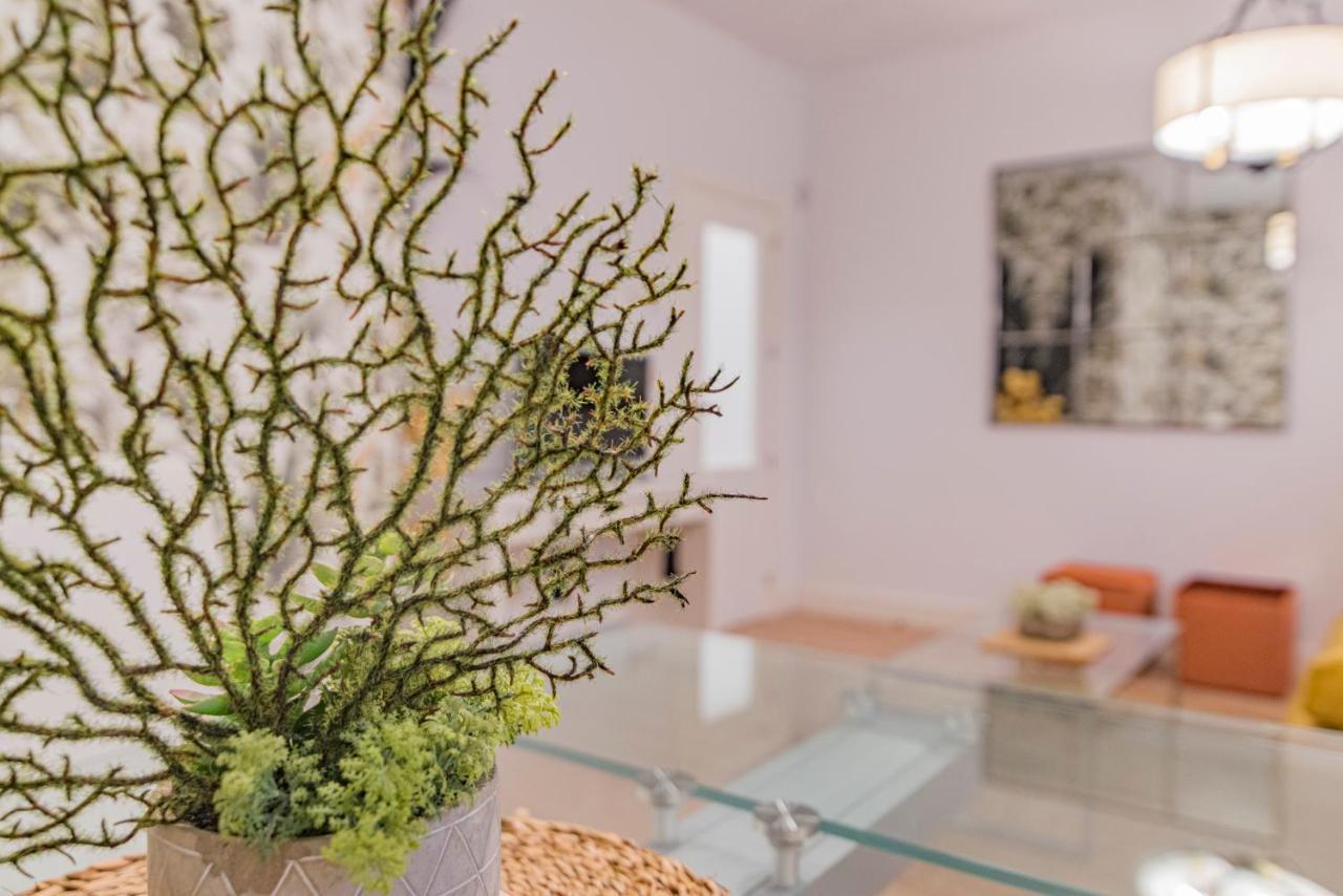 Qh Plaza De La Trinidad Apartment Гранада Екстериор снимка